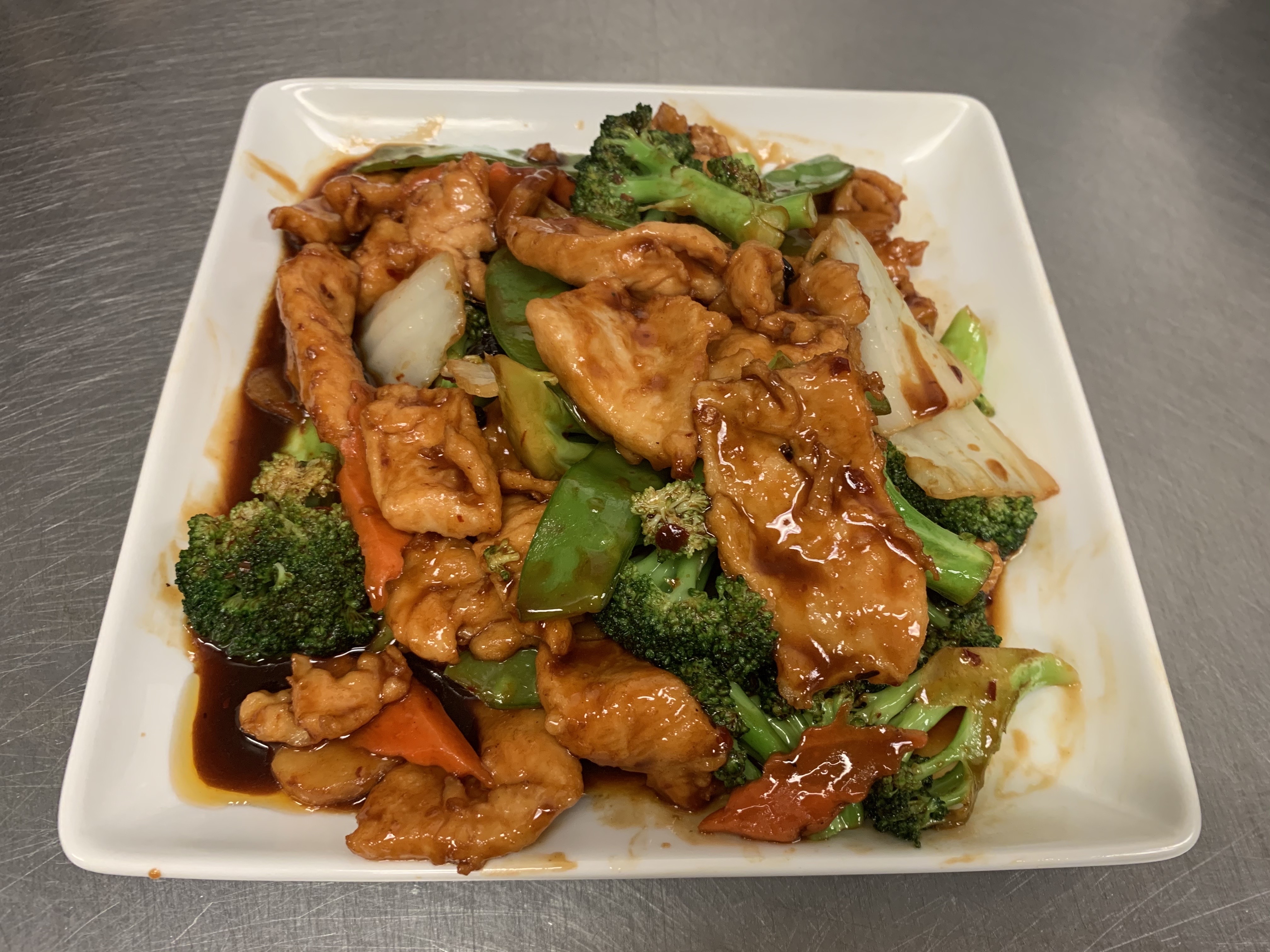 Order Hunan Chicken with Vegetables food online from China Wok store, Owings Mills on bringmethat.com
