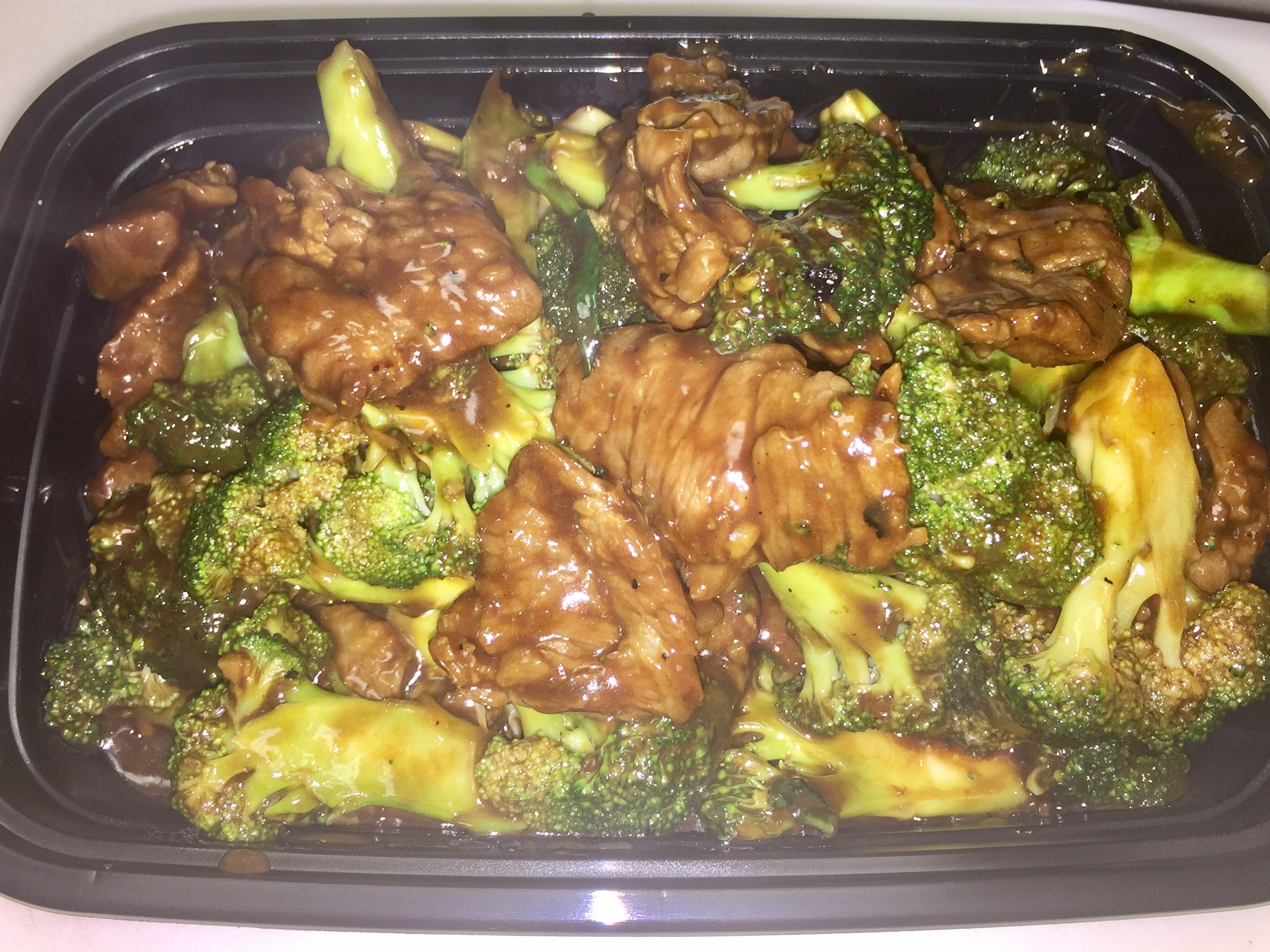 Order C18. Beef with Broccoli food online from New Hong Kong Village store, Medford on bringmethat.com