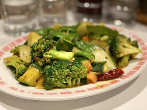 Order Kung Pao Veggies (宮保素菜) food online from Lai Lai Restaurant store, Millbrae on bringmethat.com