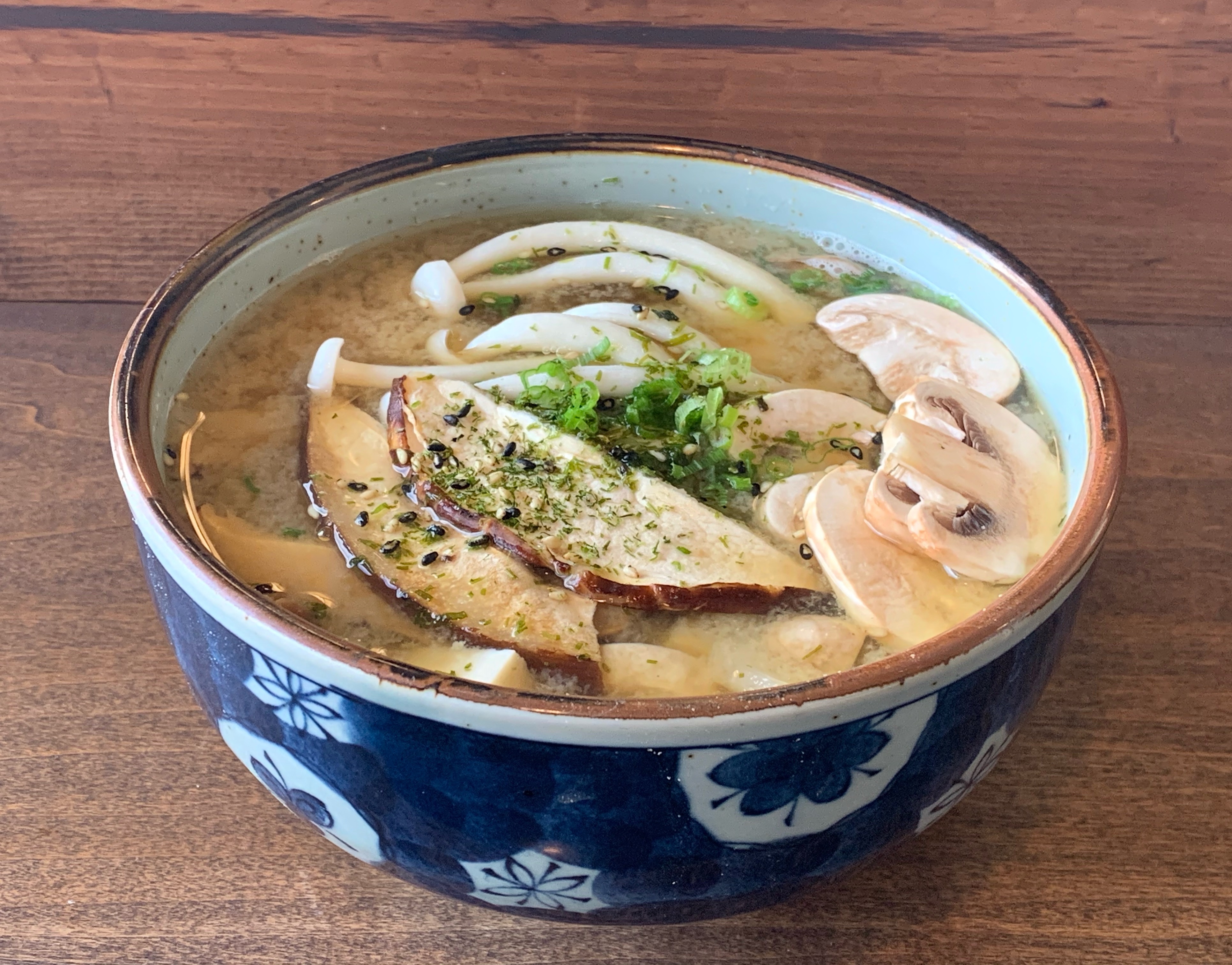 Order Mushroom Miso Soup food online from Minato Sushi store, Lake Forest on bringmethat.com
