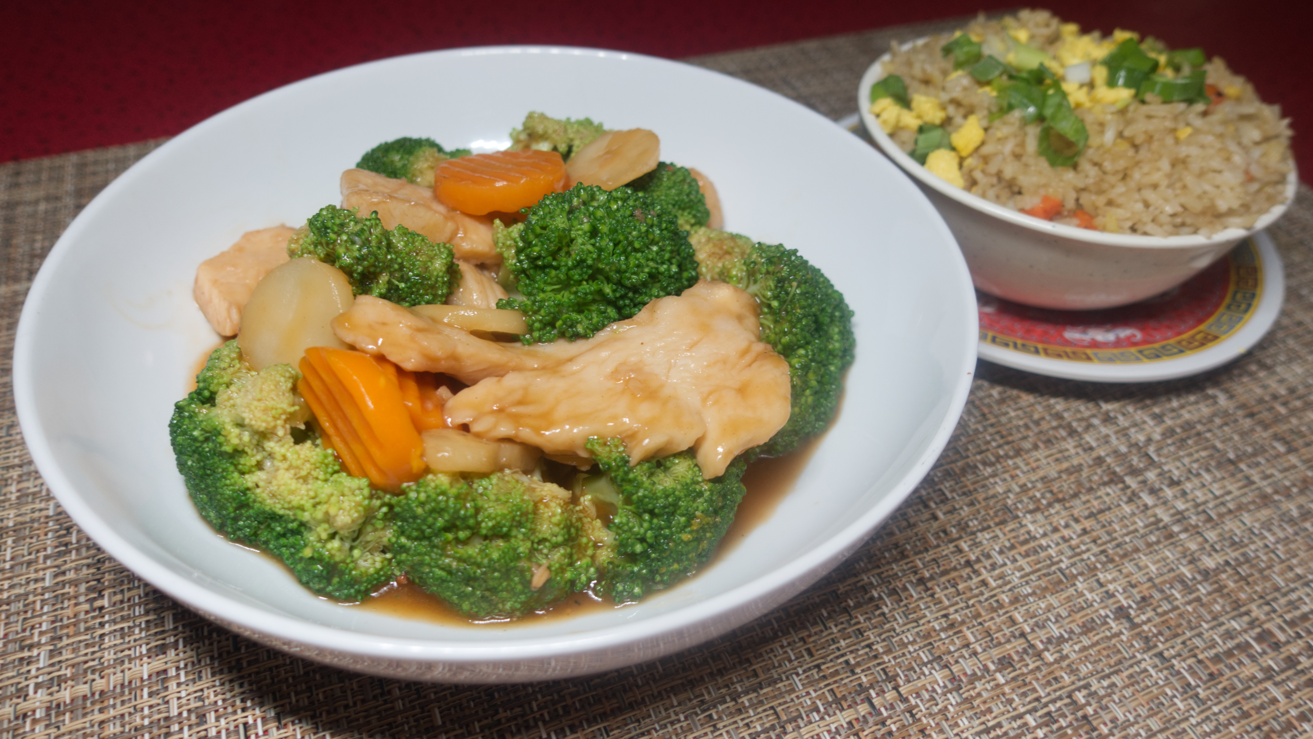 Order Chicken and Broccoli food online from Happy China Restaurant store, Pensacola on bringmethat.com