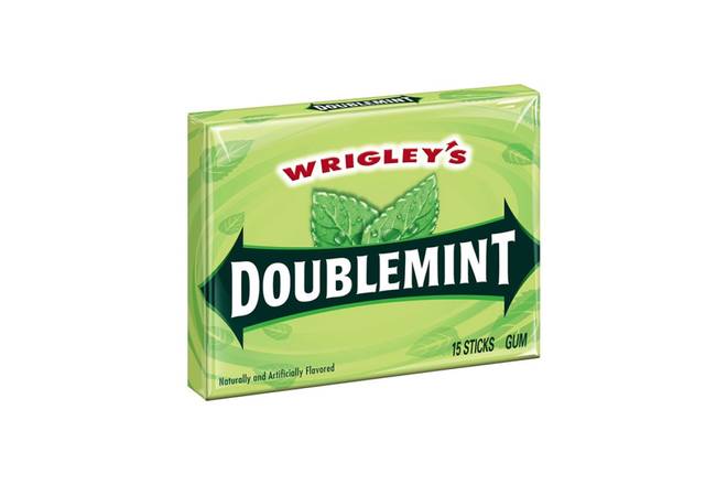 Order Wrigley's Doublemint Gum food online from KWIK TRIP #615 store, North Mankato on bringmethat.com