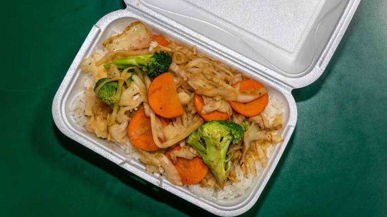 Order Vegetable Delight food online from Nori Japan store, Green Bay on bringmethat.com