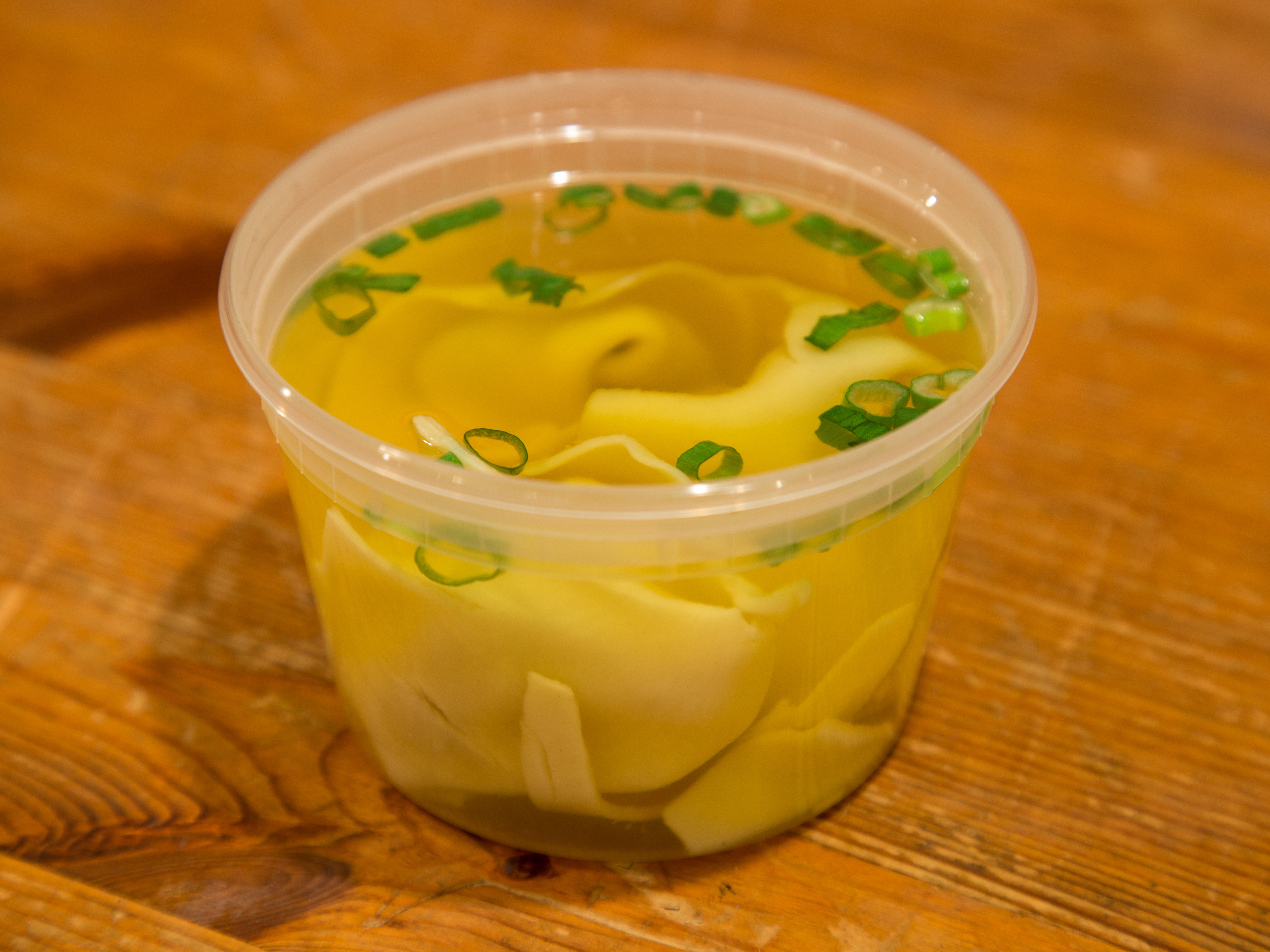 Order Wonton Soup food online from New Dynasty Chinese Restaurant store, Washington on bringmethat.com