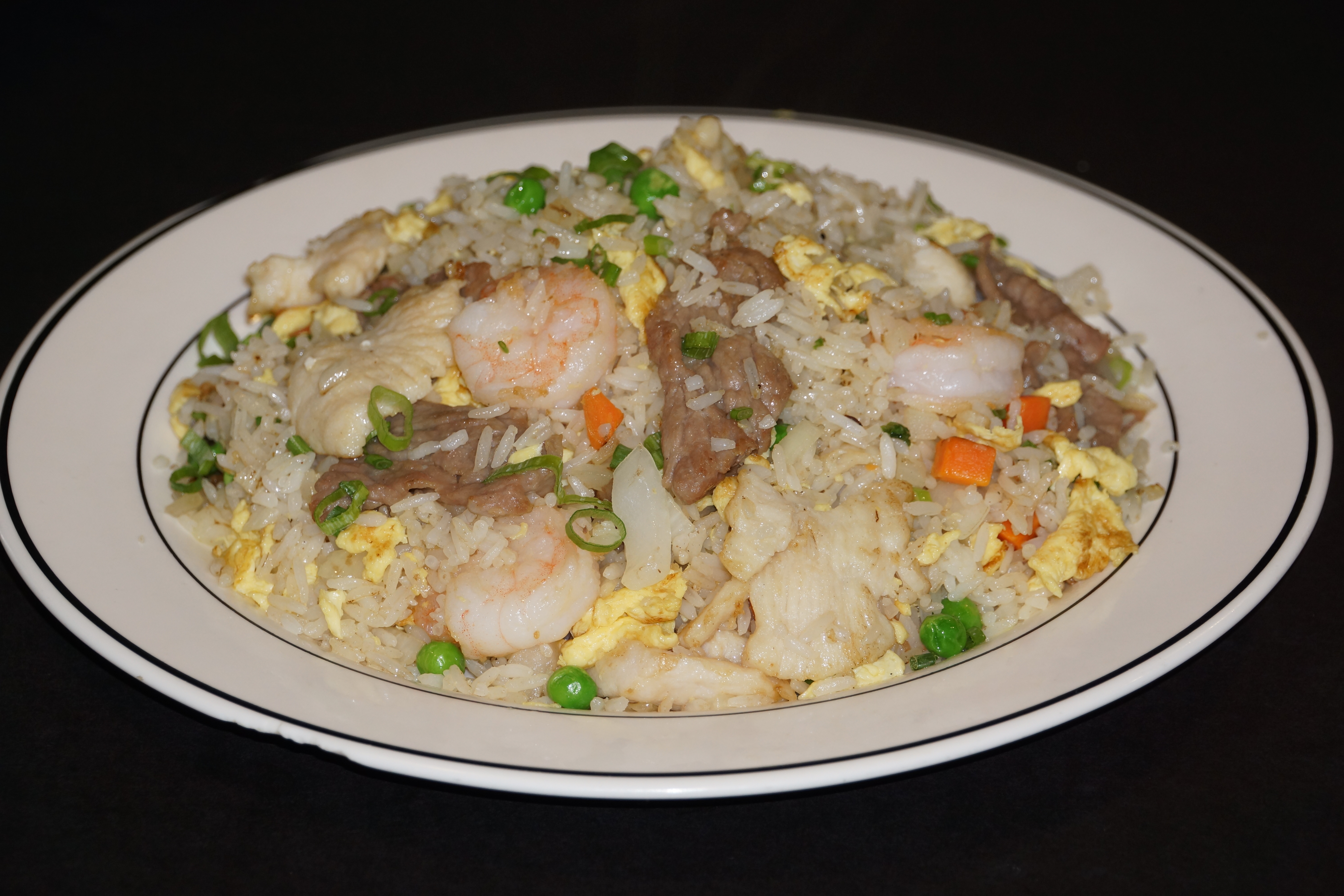 Order 94. Young Chow Fried Rice food online from Mandarin Chinese Cuisine store, Covina on bringmethat.com