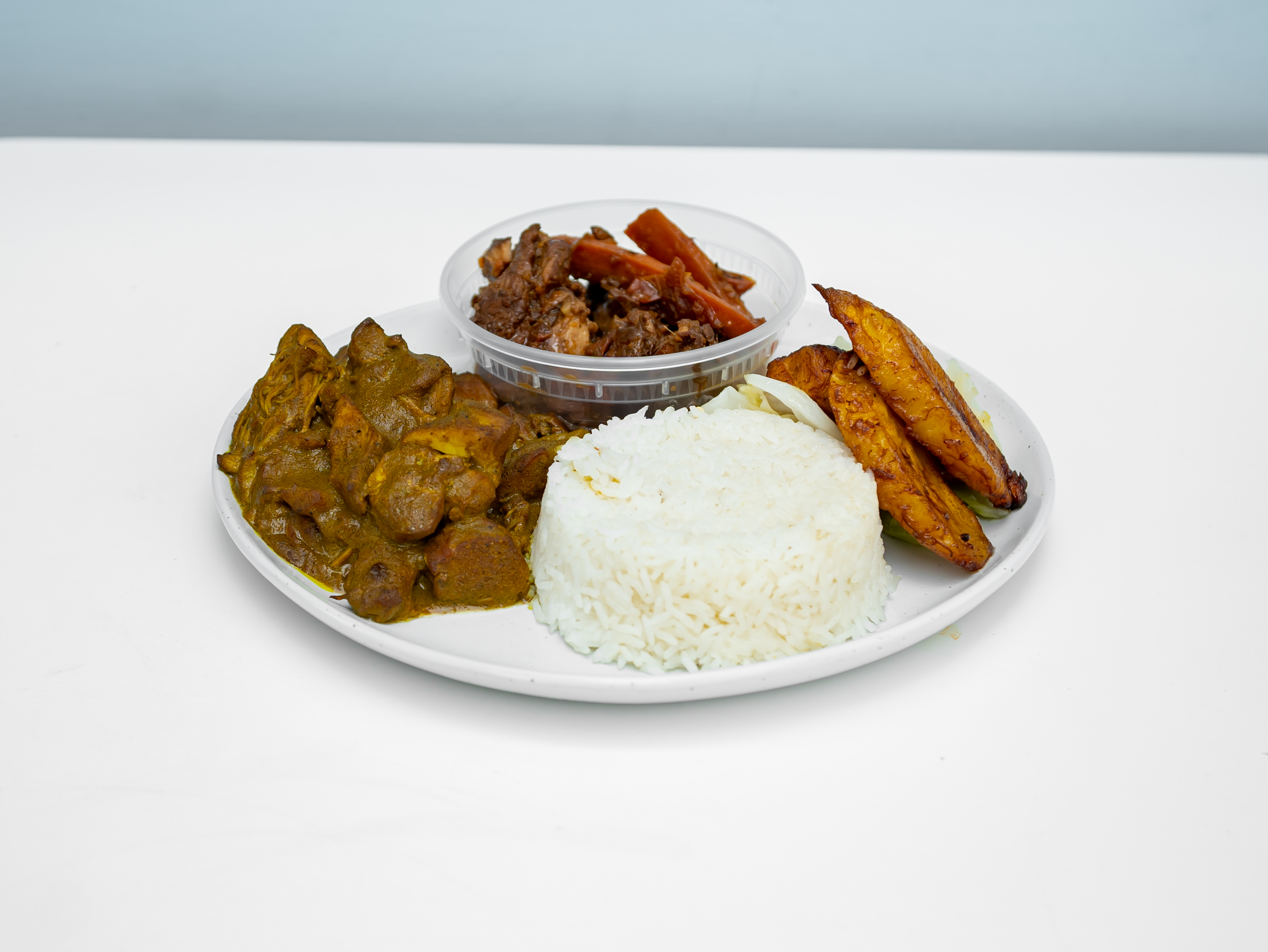 Order Stew and Curry Chicken Plate  food online from ABeautifulLife Bakery Cafe store, Los Angeles on bringmethat.com