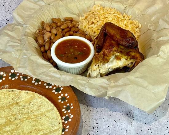 Order Quarter Chicken food online from Cancun Sabor Mexicano store, Berkeley on bringmethat.com