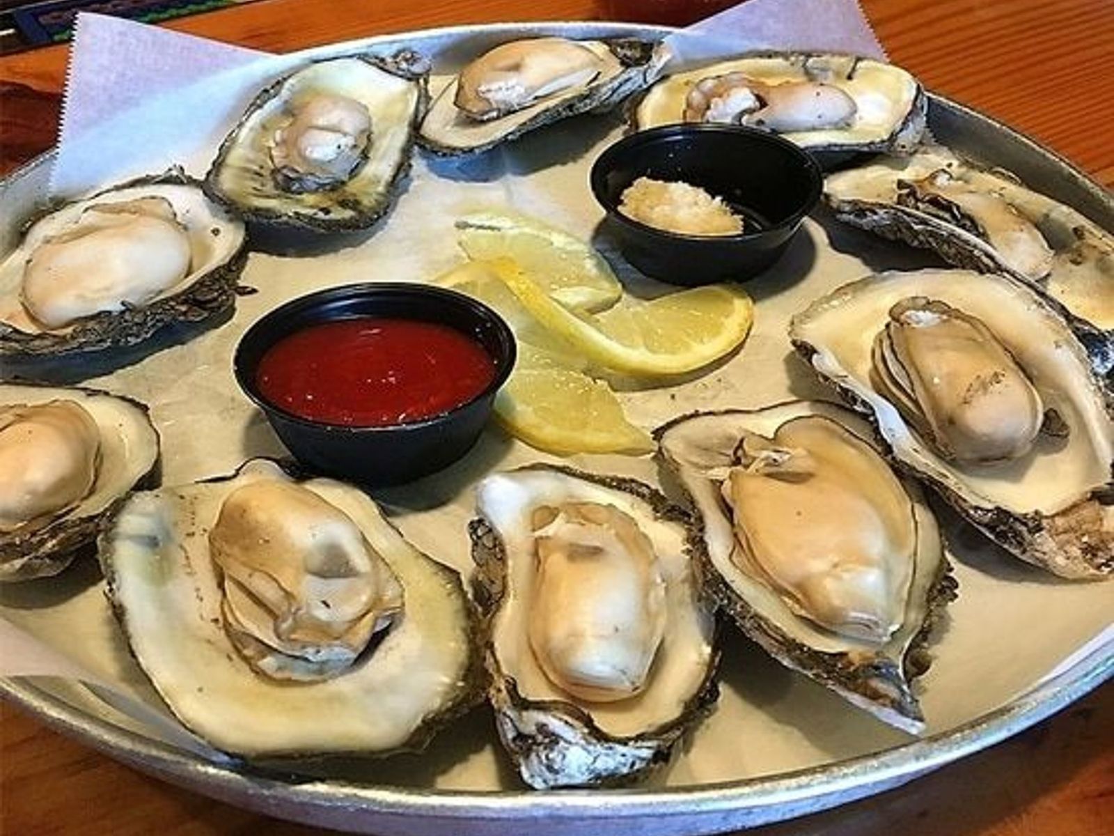 Order Steamed Oyster (6) food online from Juicy Seafood store, Clarksville on bringmethat.com