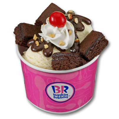 Order 2.5 oz. Brownie Sundae food online from Baskin Robbins store, Schertz on bringmethat.com