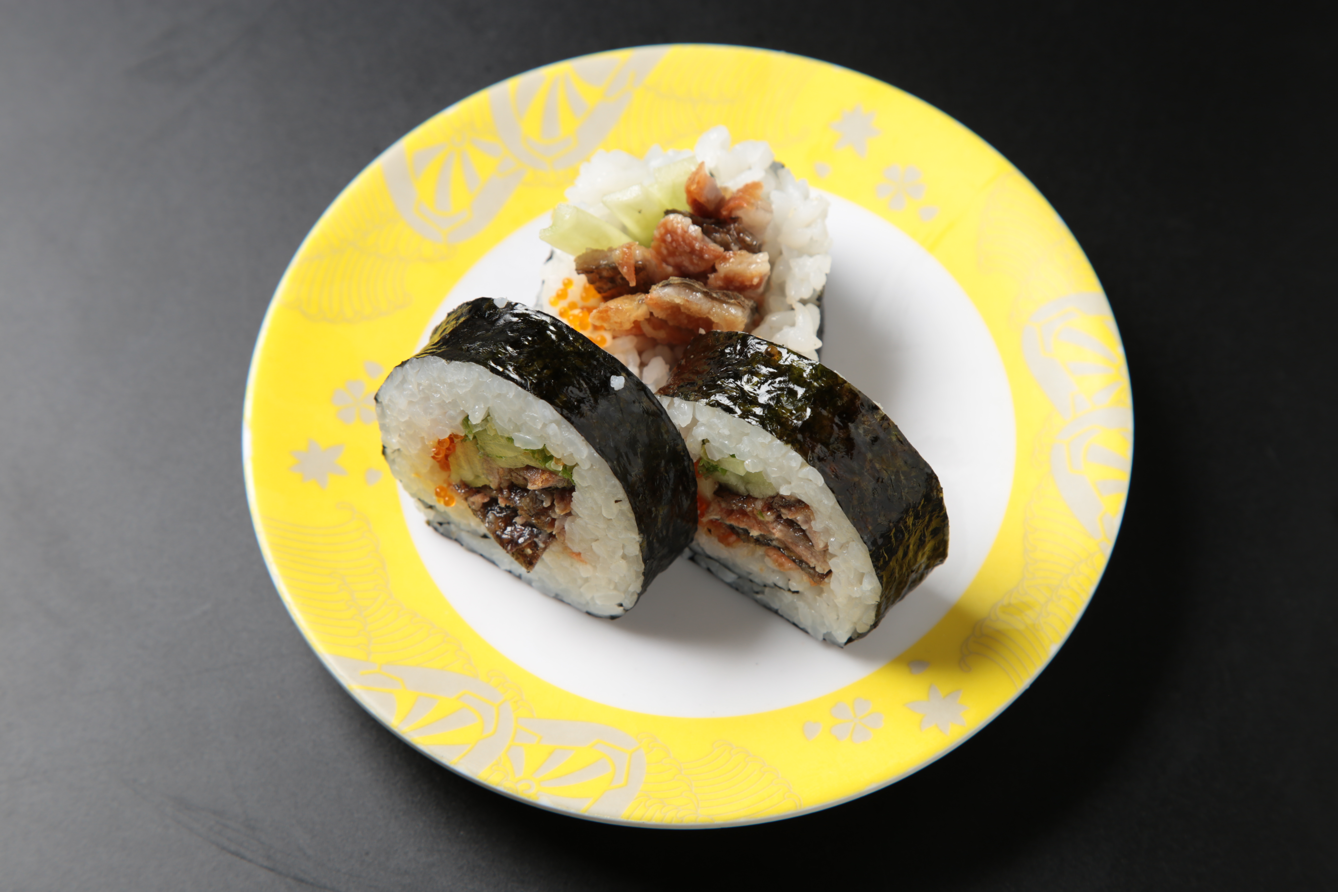 Order Salmon Skin Roll (6 pcs) food online from Izumi Revolving Sushi store, Daly City on bringmethat.com