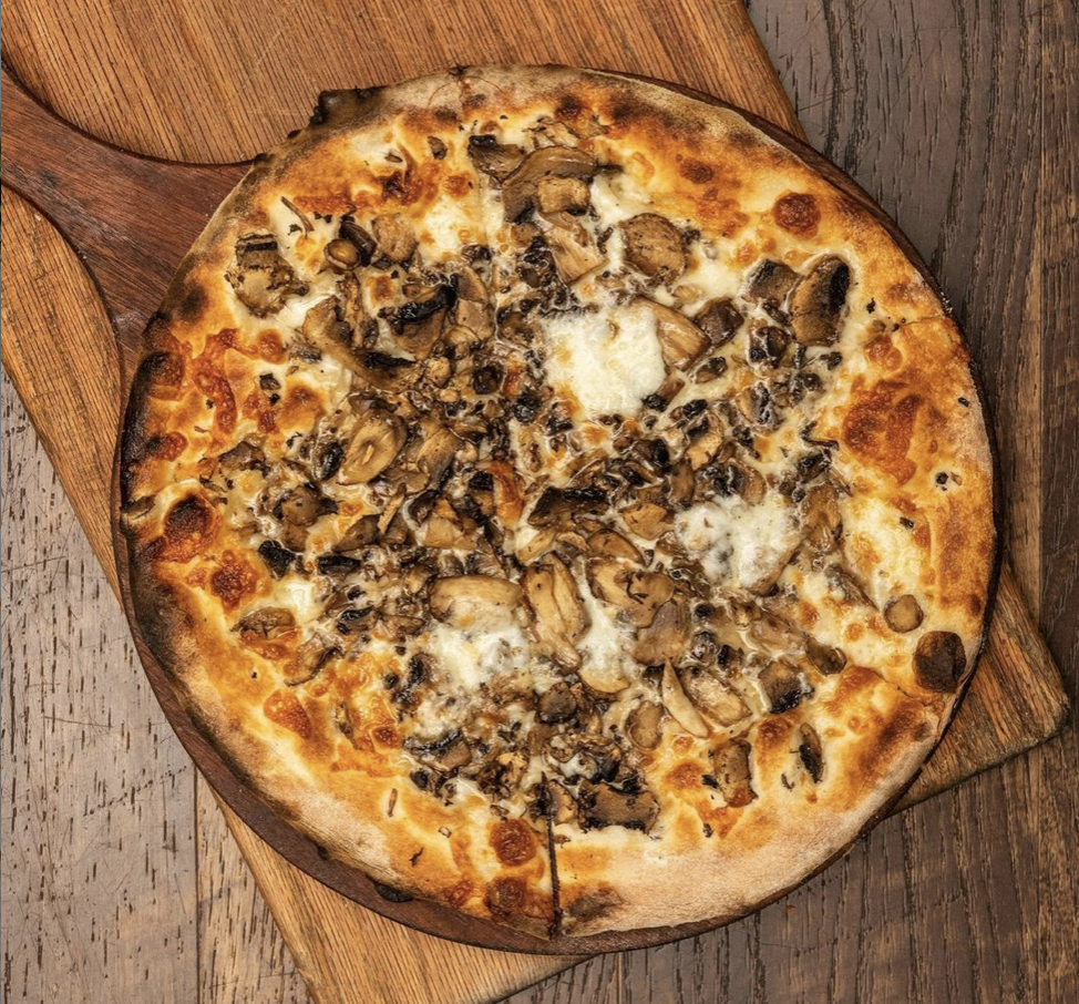 Order Black Truffle and Mushrooms Tartufo Pizza food online from Numero28 Pizzeria Bergenfield store, Bergenfield on bringmethat.com