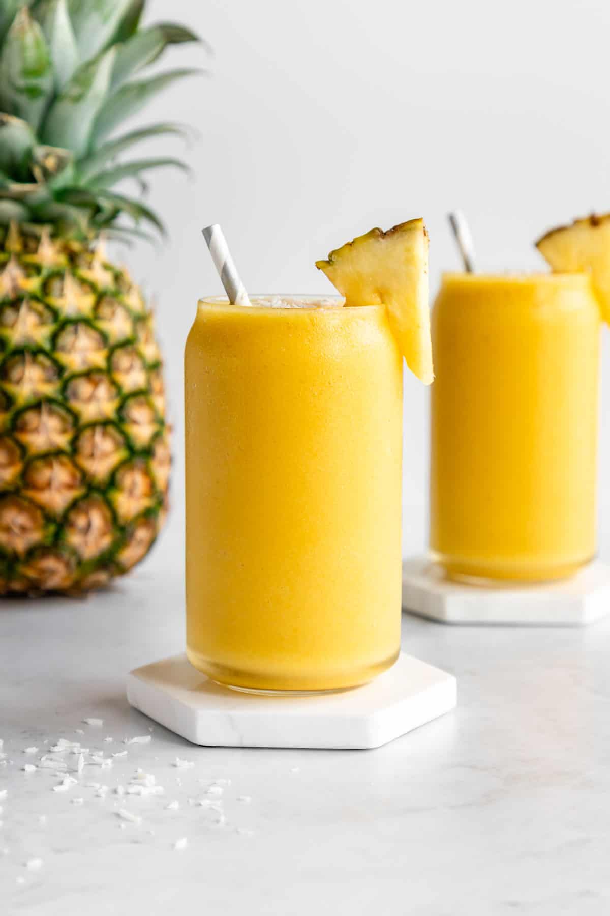 Order Pineapple Smoothie food online from Smith Hill Market store, Providence on bringmethat.com