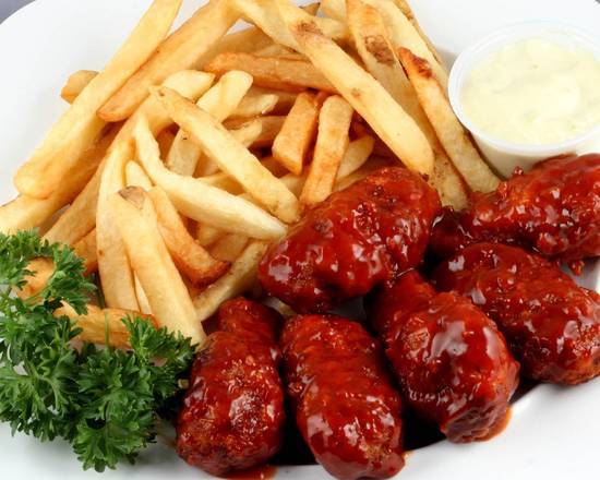 Order 6 Pieces Mild Wings with Fries food online from Chelsea Deli & Cafe store, New York on bringmethat.com