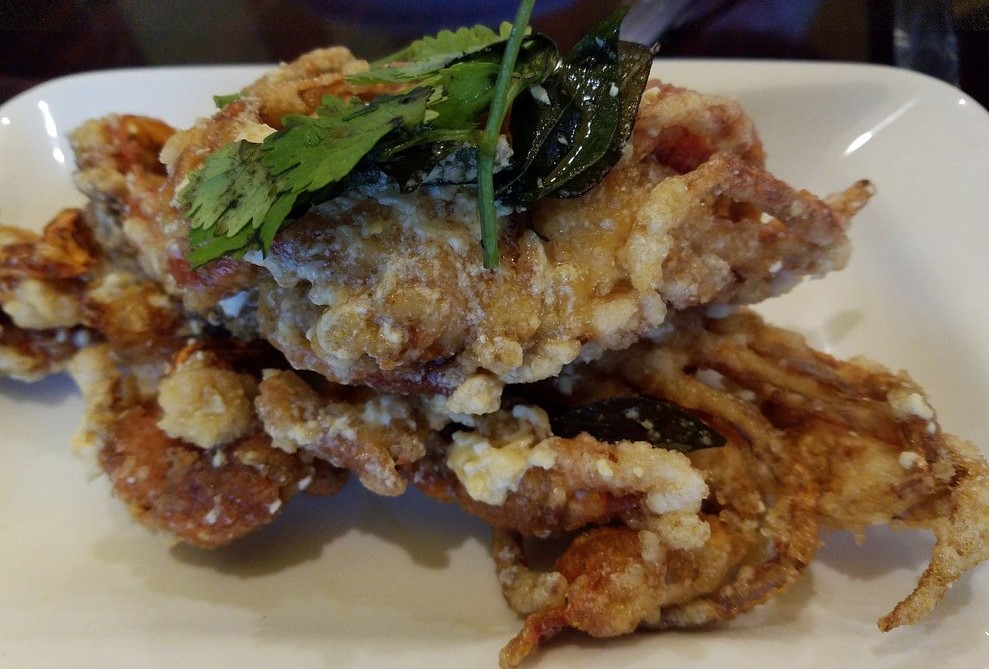Order A19. 4 Soft Shell Crab Black Pepper food online from Secret Recipe Asian Bistro store, Plano on bringmethat.com
