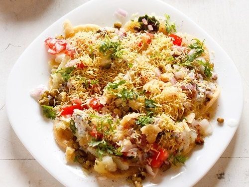 Order Delhi Aloo Papri Chat (24 oz) food online from Chef of India store, Jersey City on bringmethat.com