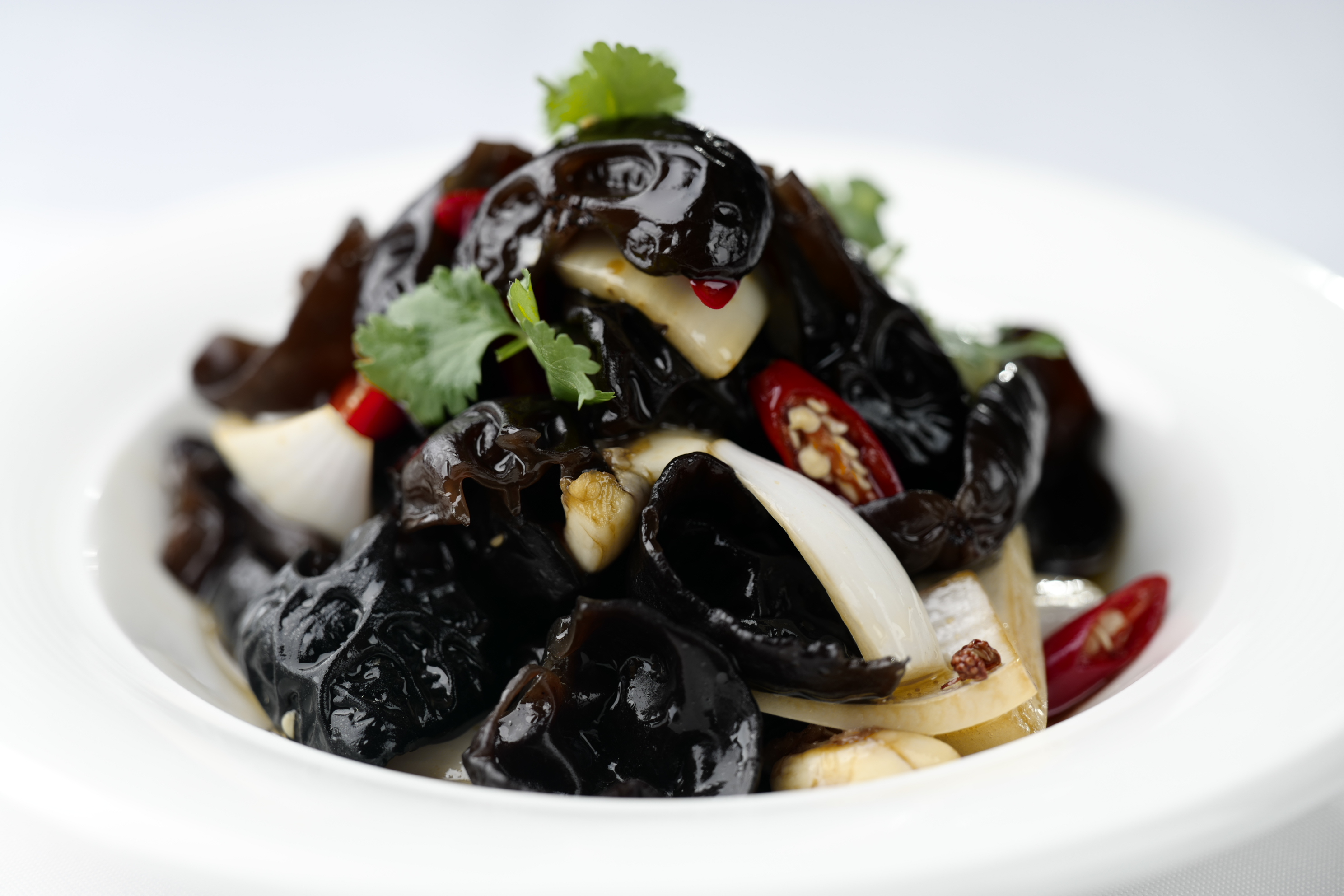 Order Spicy Black Fungus And Onion In Vinegar  酸辣洋葱木耳  food online from Meizhou Dongpo store, Los Angeles on bringmethat.com