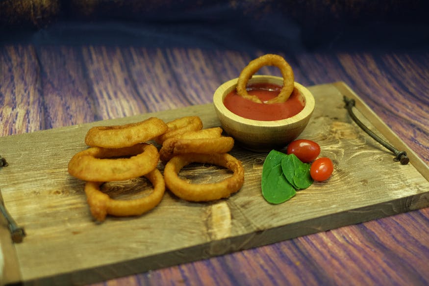 Order Onion Rings - Appetizer food online from Oscar's Pizza store, Colonie on bringmethat.com