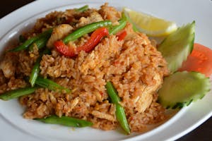 Order F4. Prig King Fried Rice (spicy)  food online from Thai Amarin store, Springfield Township on bringmethat.com