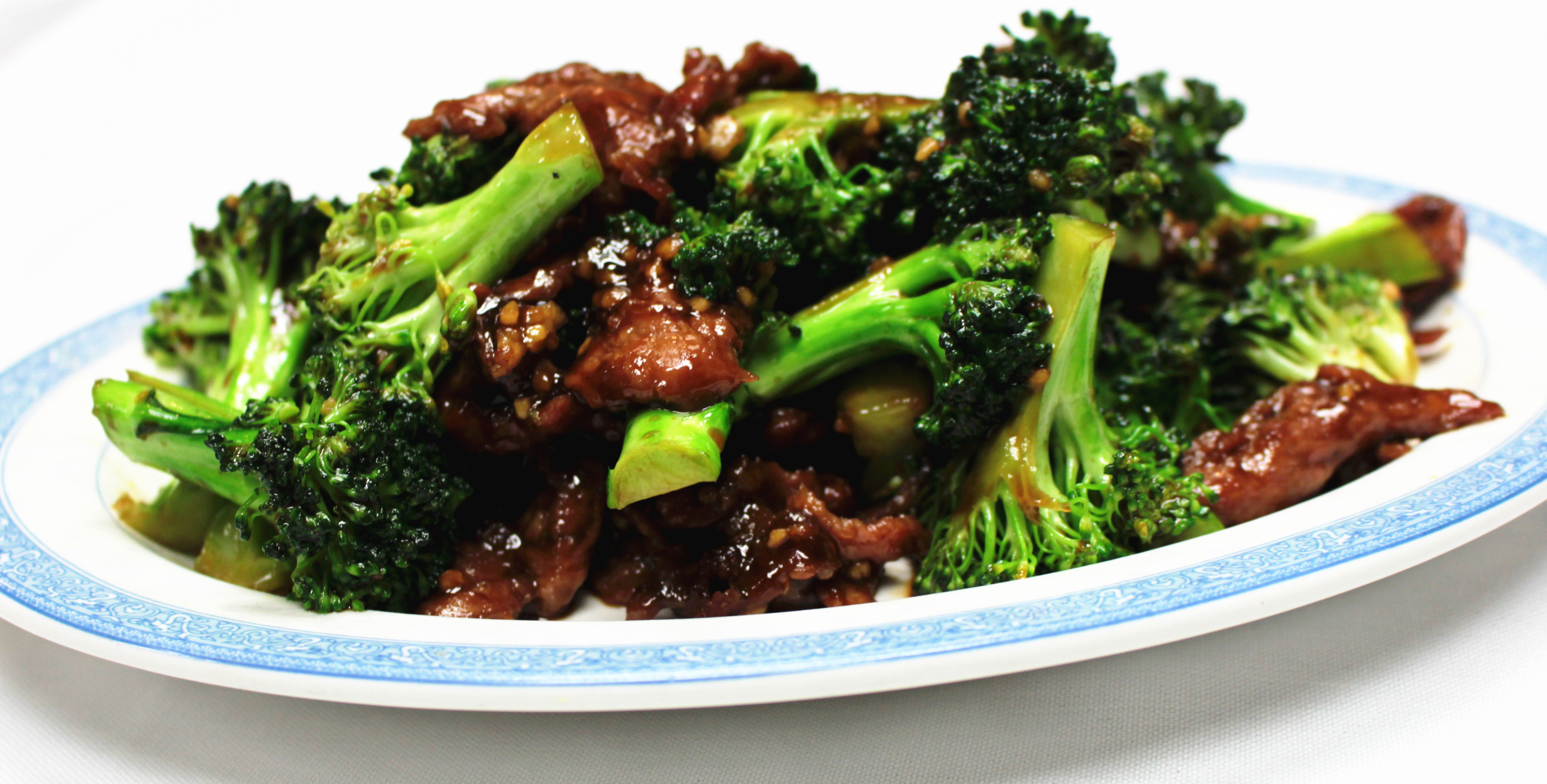 Order Beef with Broccoli food online from Red Lantern Chinese Cuisine store, Glendora on bringmethat.com