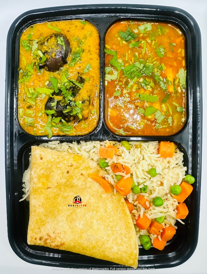 Order Vegetable Curry Combo food online from India Bazaar store, Minneapolis on bringmethat.com