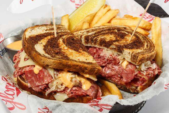 Order GLORY DAYS® REUBEN food online from Glory Days Grill store, Providence on bringmethat.com
