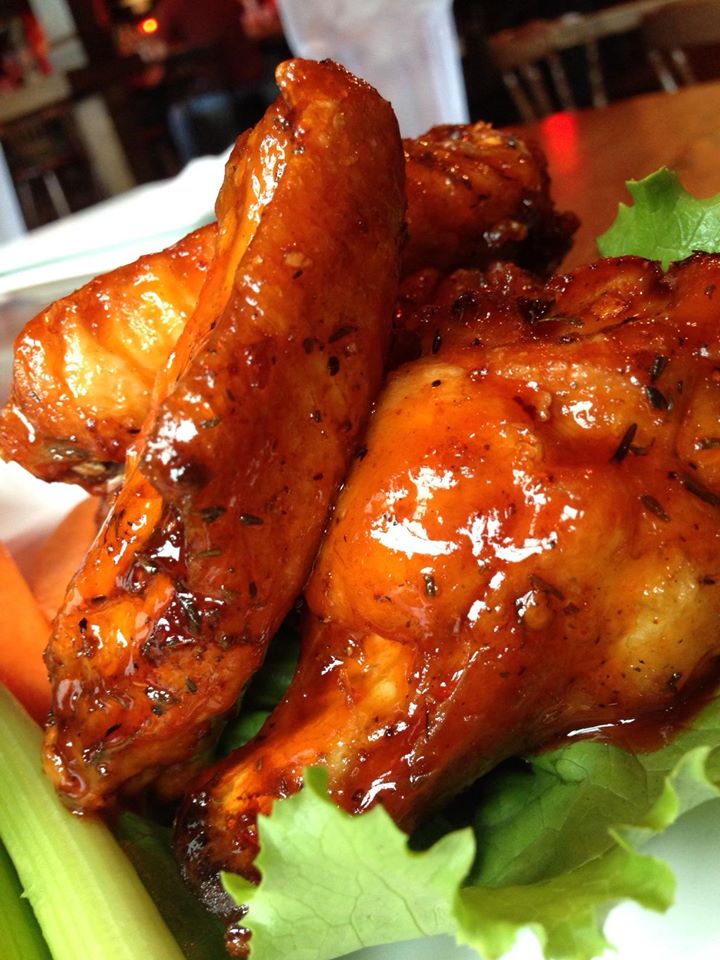 Order Jumbo Pub Wings food online from Baker St. Pub & Grill store, The Woodlands on bringmethat.com