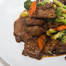 Order Beef with Broccoli 芥兰牛  K food online from Jin Fine Asian Cuisine store, Brookline on bringmethat.com