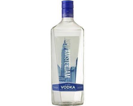 Order New Amsterdam, 750mL vodka (40.0% ABV) food online from Luckys Liquor store, Los Angeles on bringmethat.com