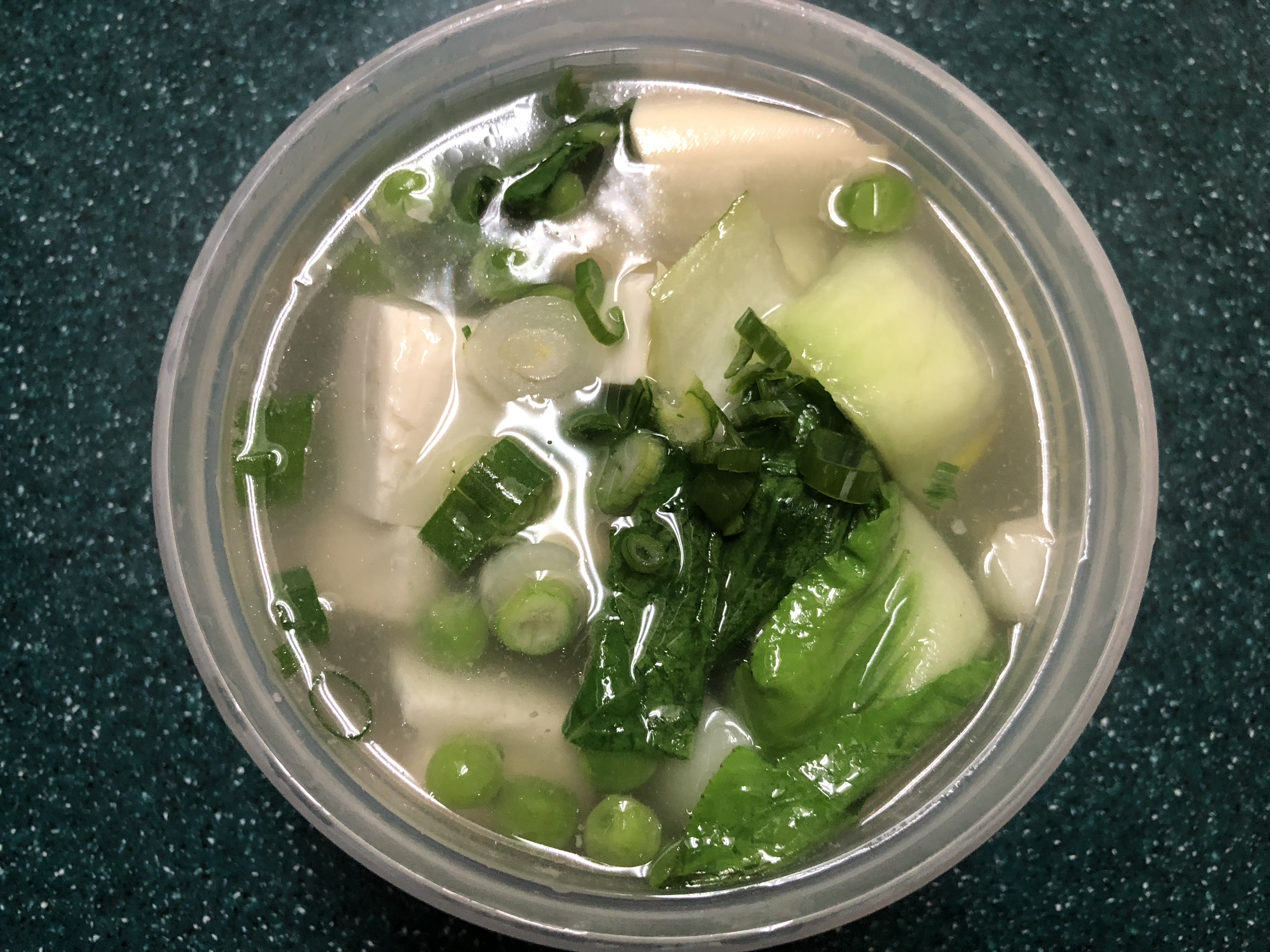 Order 33. Vegetable with Bean Curd Soup 青菜豆腐汤 food online from May Wah Fast Food store, New York on bringmethat.com