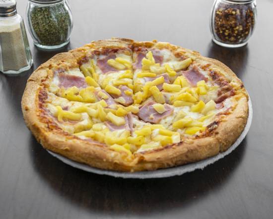 Order Hawaiian Pizza food online from Singas Pizza store, New York on bringmethat.com