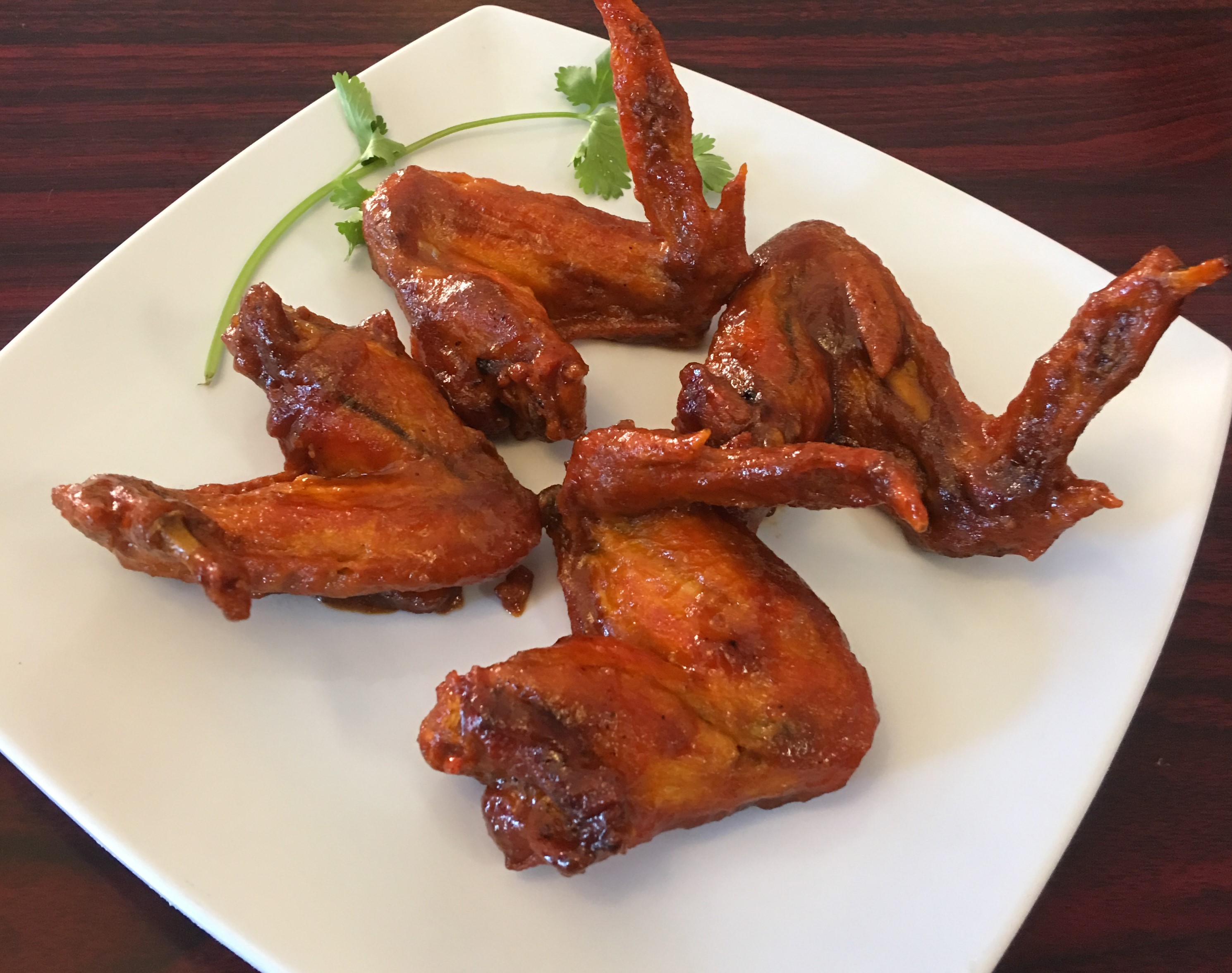 Order A04. Sriracha Hot Chili Chicken Wings (Srira W) food online from Pho Daily store, Long Beach on bringmethat.com