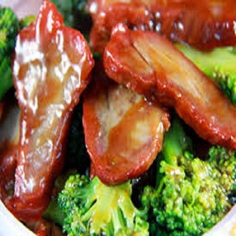 Order 27. Roast Pork with Broccoli food online from High Thai store, Brooklyn on bringmethat.com