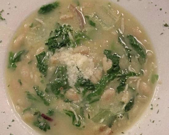 Order Escarole and Bean Soup food online from Randazzos Restaurant store, Key Biscayne on bringmethat.com