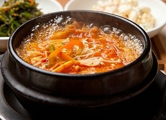 Order 25. Kim-chi-jji-gae(김치찌개) food online from Banpojung store, Chicago on bringmethat.com