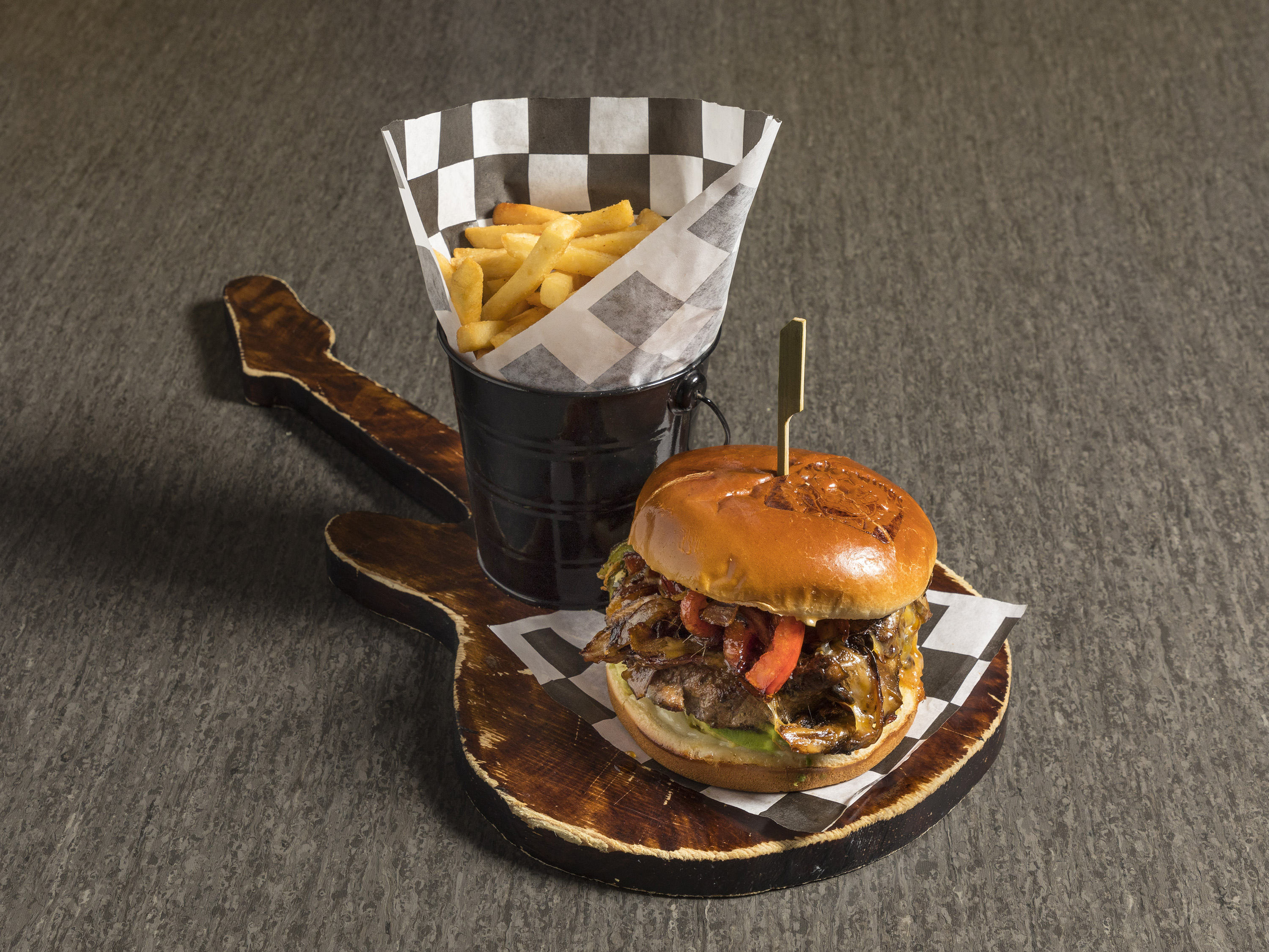 Order Kumbala Burger food online from Rock & Wings store, Bakersfield on bringmethat.com