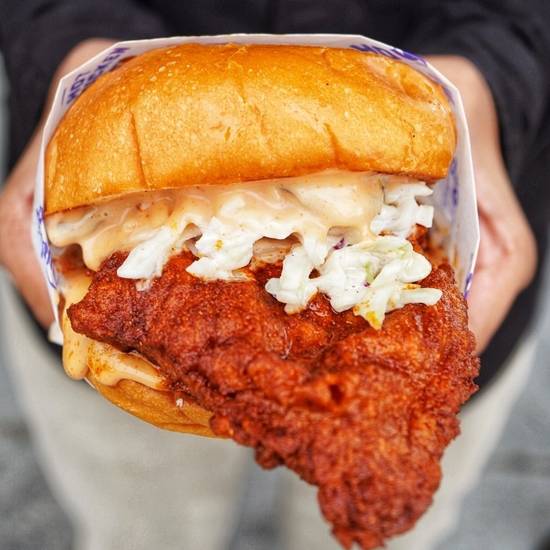 Order HOWDY SAMMIE food online from Howdy Hot Chicken store, Houston on bringmethat.com