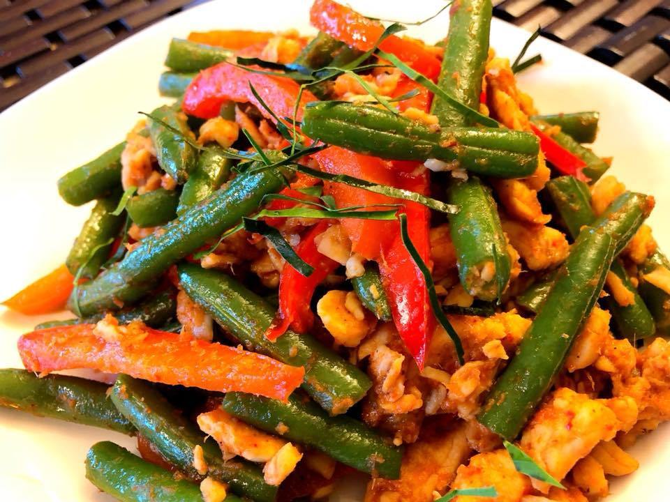 Order SAUTEED STRING BEANS food online from Tasty Thai store, San Mateo on bringmethat.com