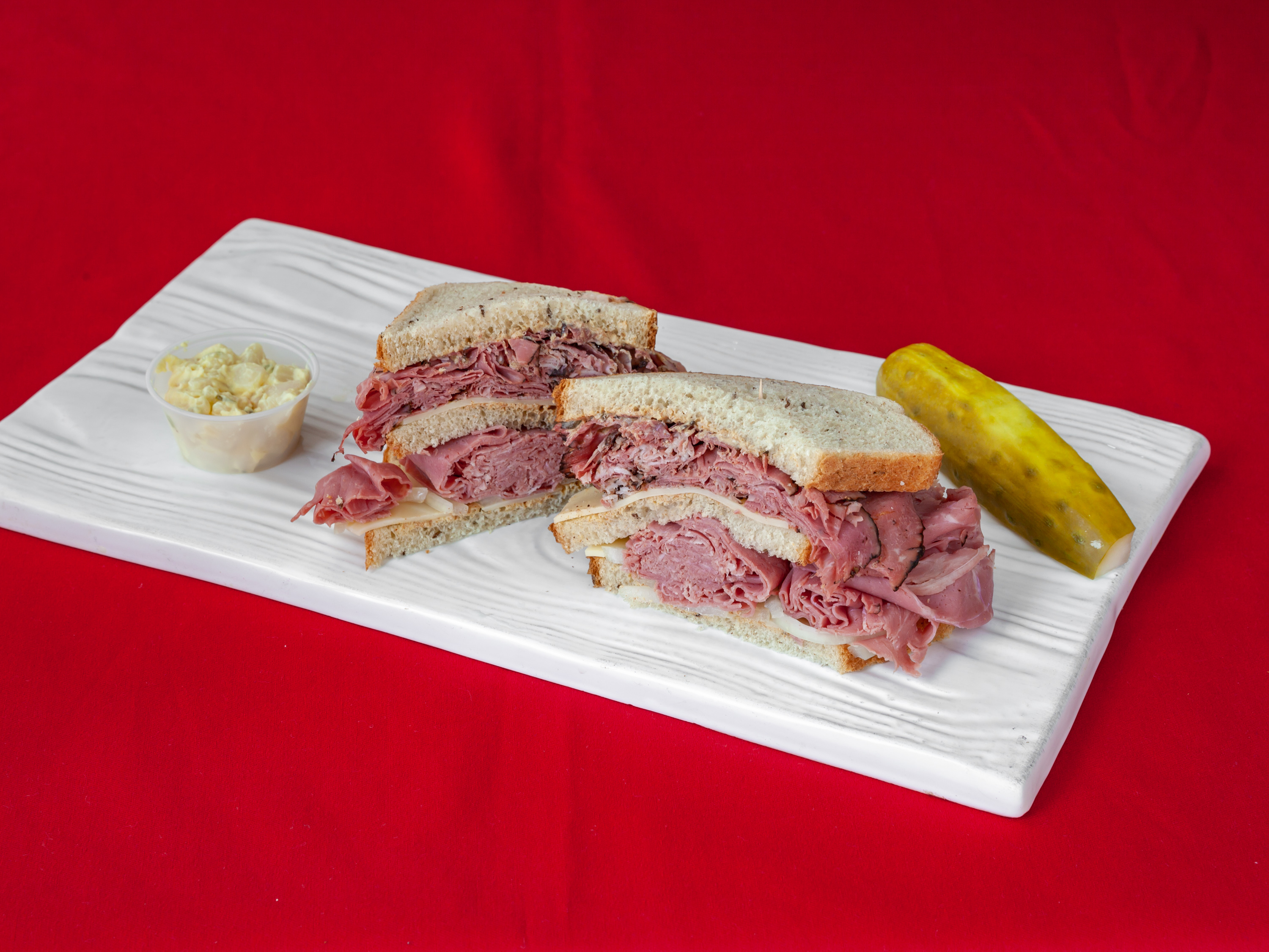 Order Hot Corned Beef and Salami Sandwich food online from Morry's Deli store, Chicago on bringmethat.com