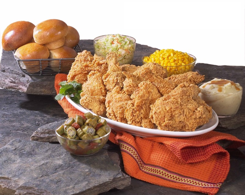 Order 3. Sixteen Piece Family Combo food online from Hartz Chicken Buffet store, Humble on bringmethat.com