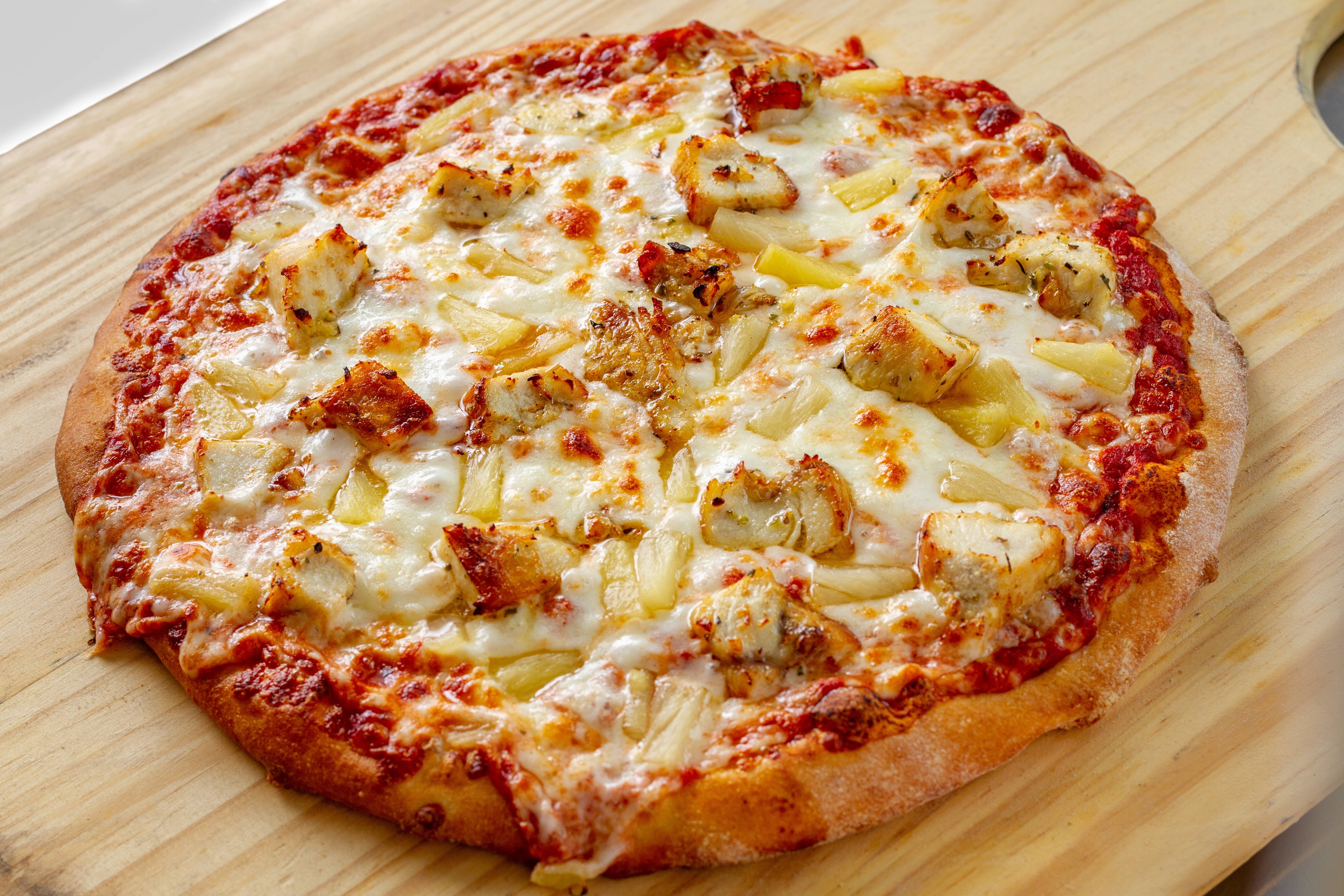 Order Hawaiian Pizza - Personal 10'' food online from Al Pacino Pizza store, Baltimore on bringmethat.com