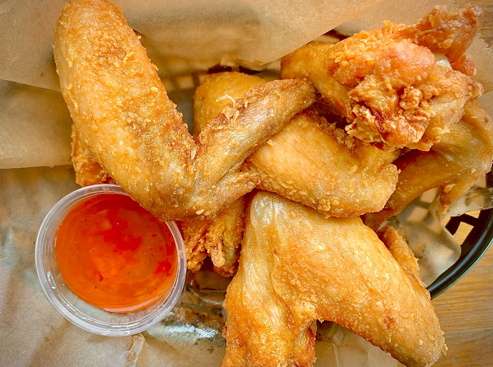 Order 9. Fried Chicken Wings food online from Lotus 1 store, Astoria on bringmethat.com