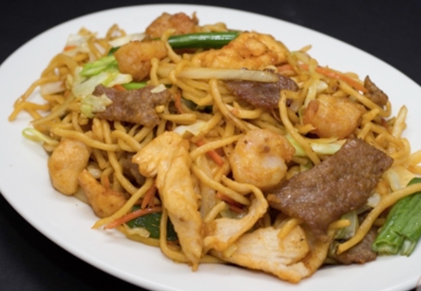 Order House Special Chow Mein food online from China Wall store, Anaheim on bringmethat.com