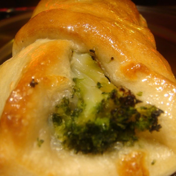 Order Broccoli and Mozzarella Roll food online from East Village Pizza & Kebabs store, New York on bringmethat.com