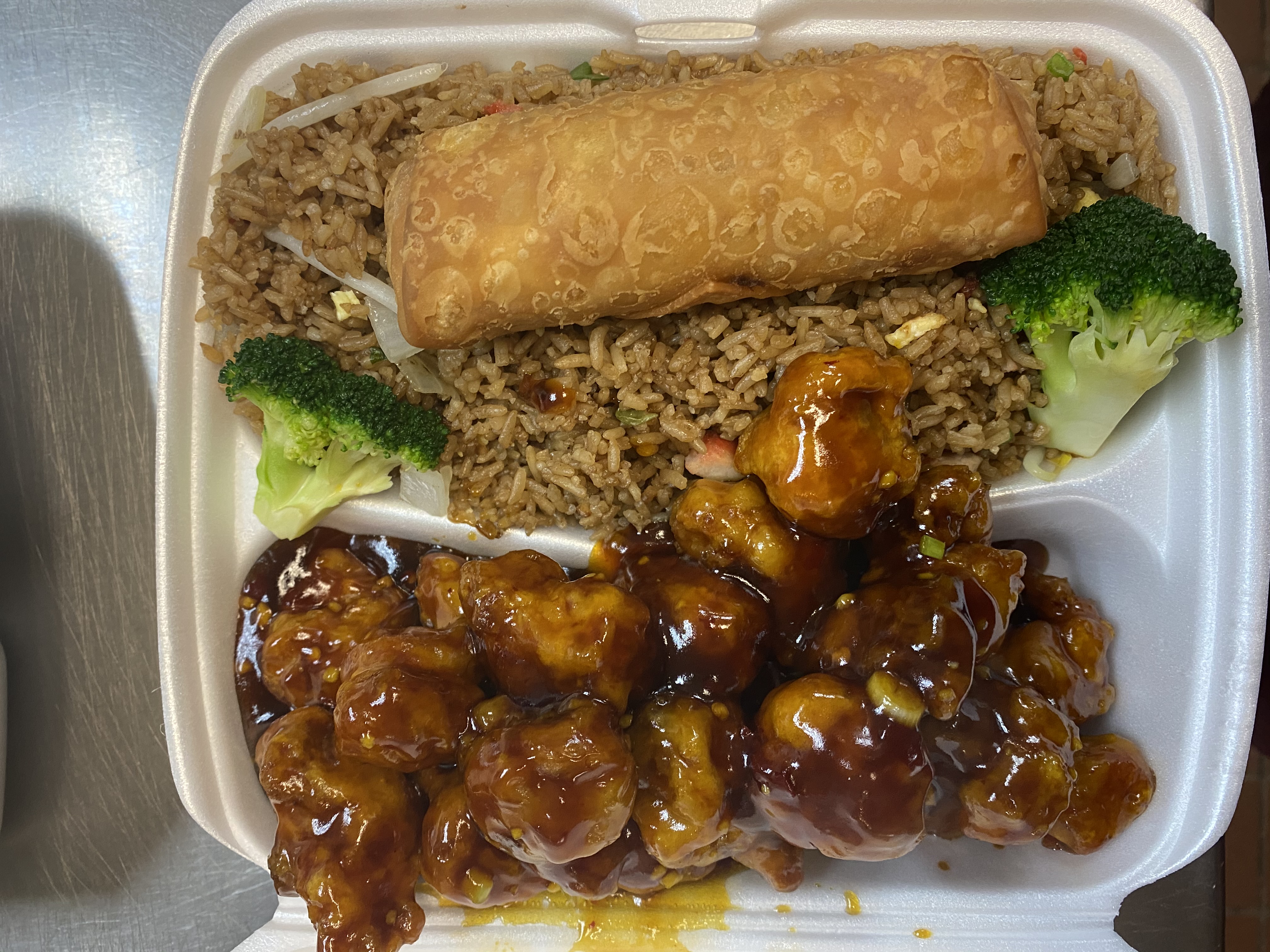Order C15. General Tso's Chicken (Combo Plate) food online from Peking Garden store, Leominster on bringmethat.com