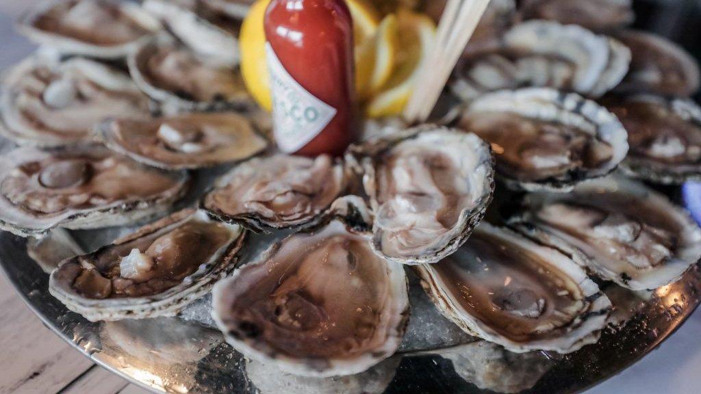 Order OO: Steamed Oysters food online from Hook & Reel Cajun Seafood store, Athens on bringmethat.com