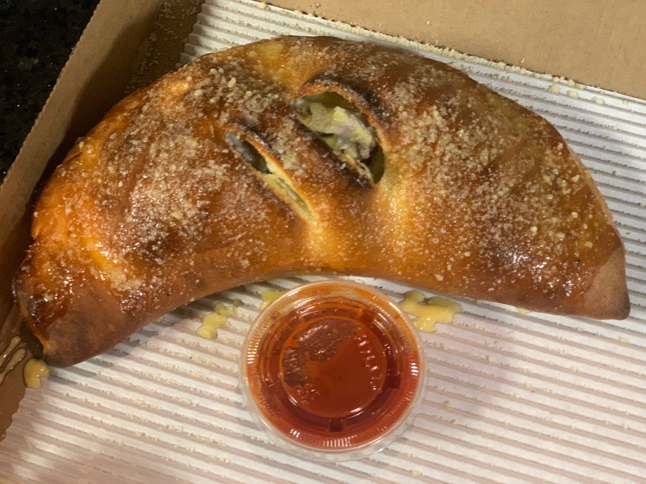 Order Cheese Calzone - Calzone food online from Sals Family Pizza store, Nashville on bringmethat.com
