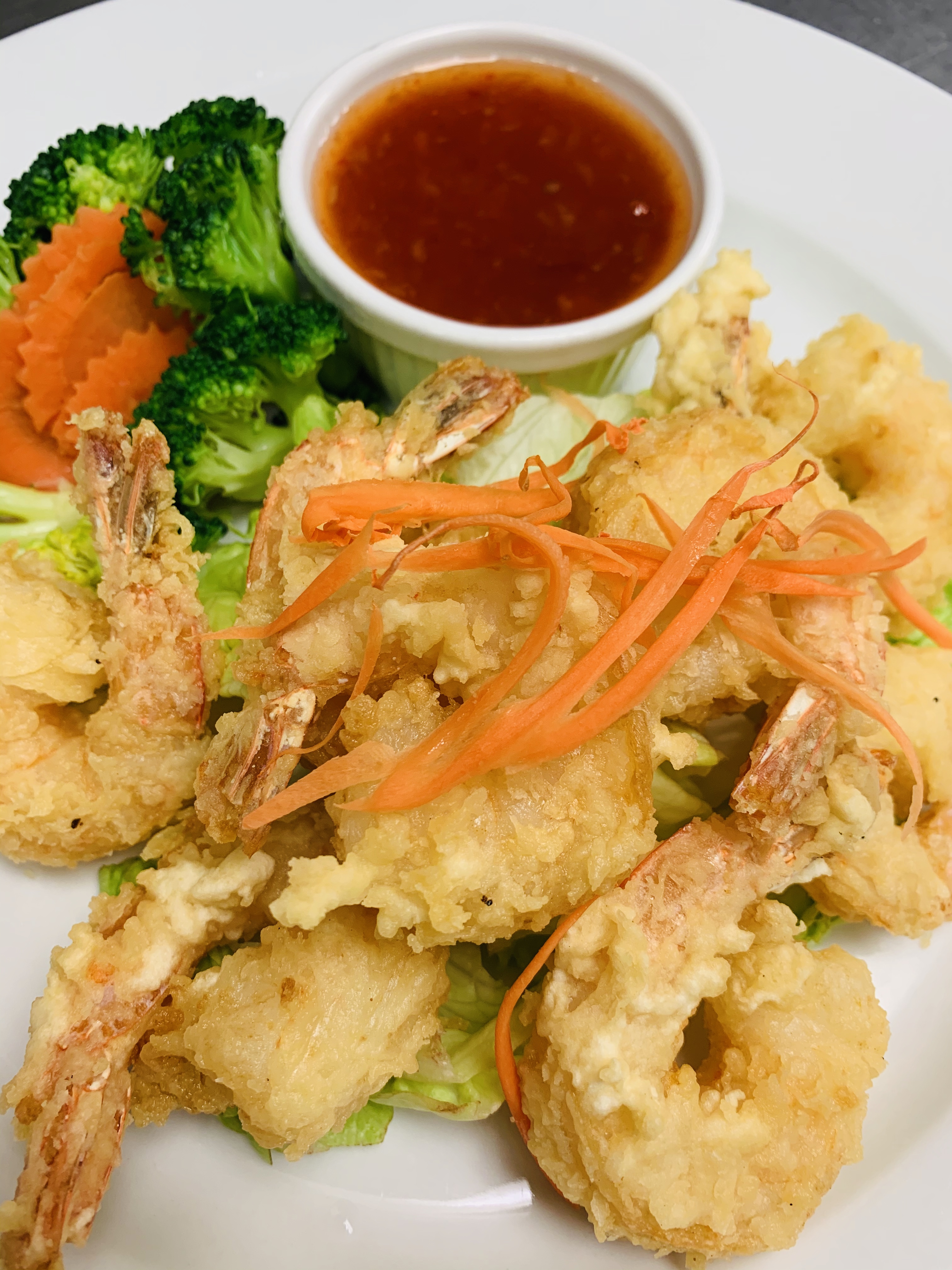 Order 7. Volcano Shrimp food online from Sirinan Thai&Japanese Restaurant store, Wallingford on bringmethat.com