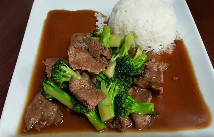 Order Broccoli food online from Wanya Thai Restaurant store, Canyon Country on bringmethat.com