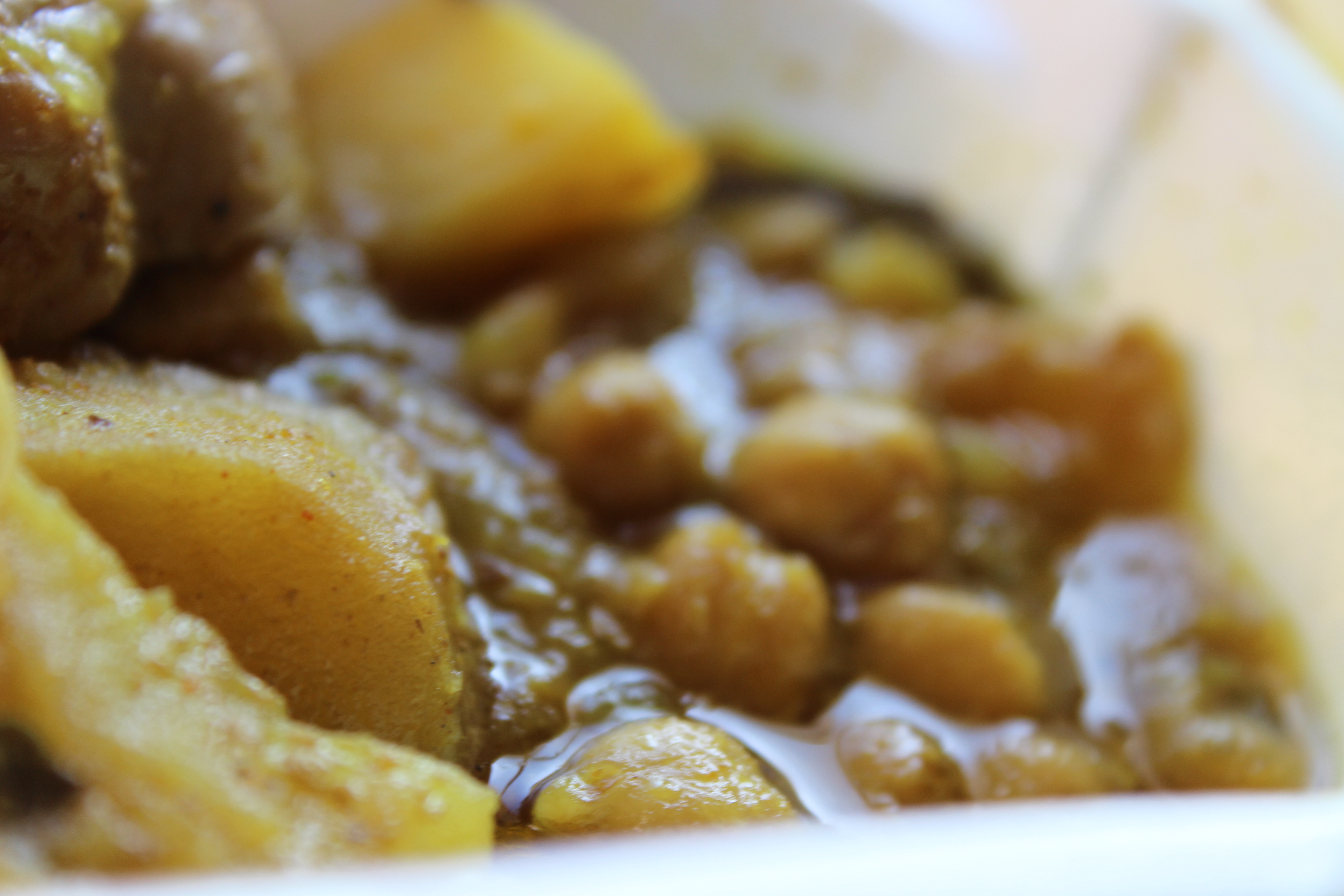 Order Curry Potatoes and Chana food online from Cocobreeze store, Oakland on bringmethat.com