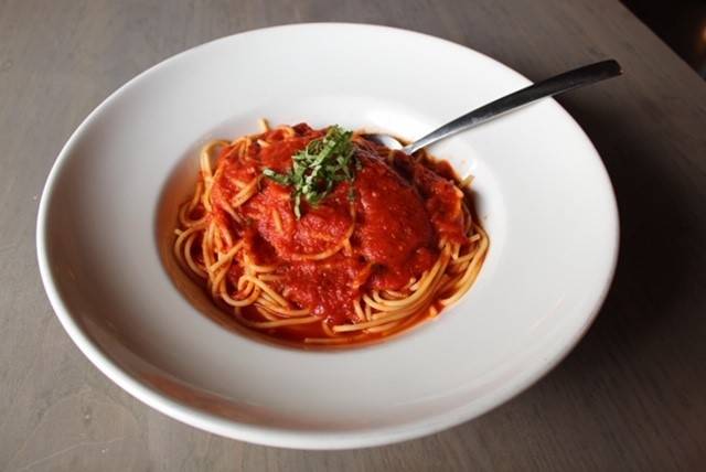 Order Spaghetti in Tomato Sauce* food online from Uccello Ristorante store, Grand Rapids on bringmethat.com